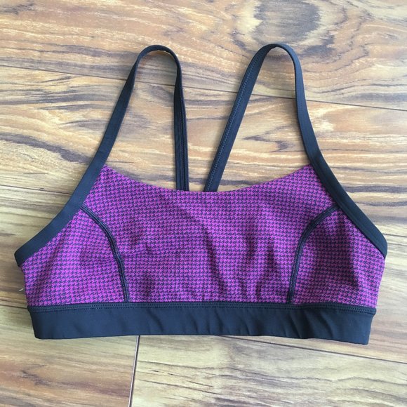 NWOT Lululemon Flow Y Sports Bra - Picture 1 of 3